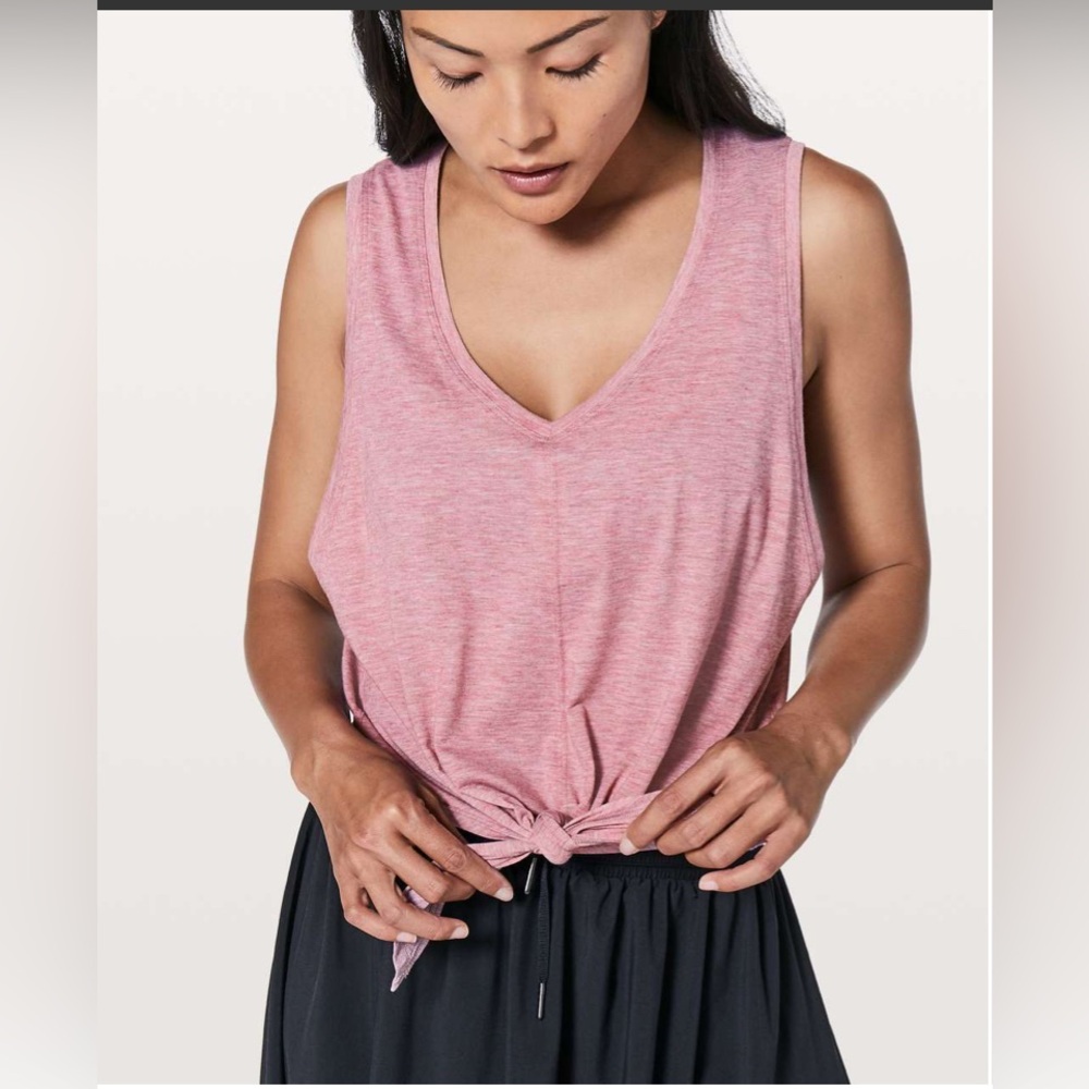 Lululemon Knot Gonna Fly Tank